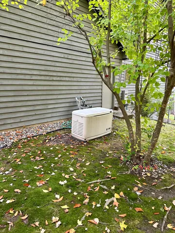 $649,000 | 15833 East B Avenue, Augusta, MI 49012