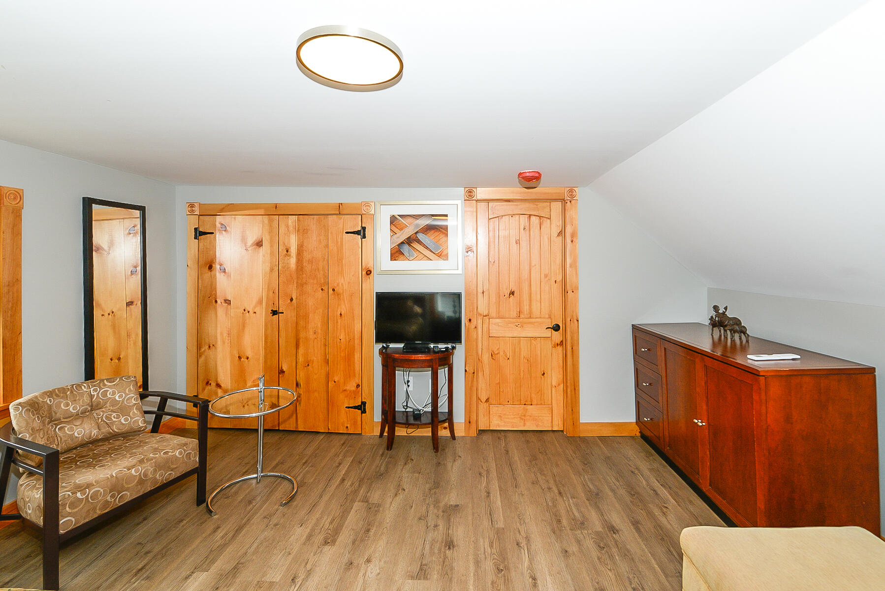 679 Roosevelt Trail Naples, ME 04055 - Photo 20 of 64 barn apartments-17