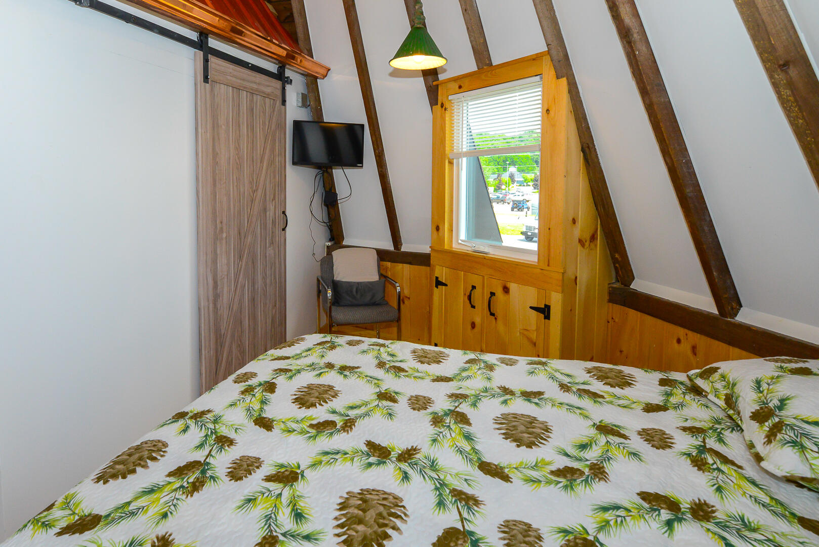 679 Roosevelt Trail Naples, ME 04055 - Photo 57 of 64 cupola inn-35