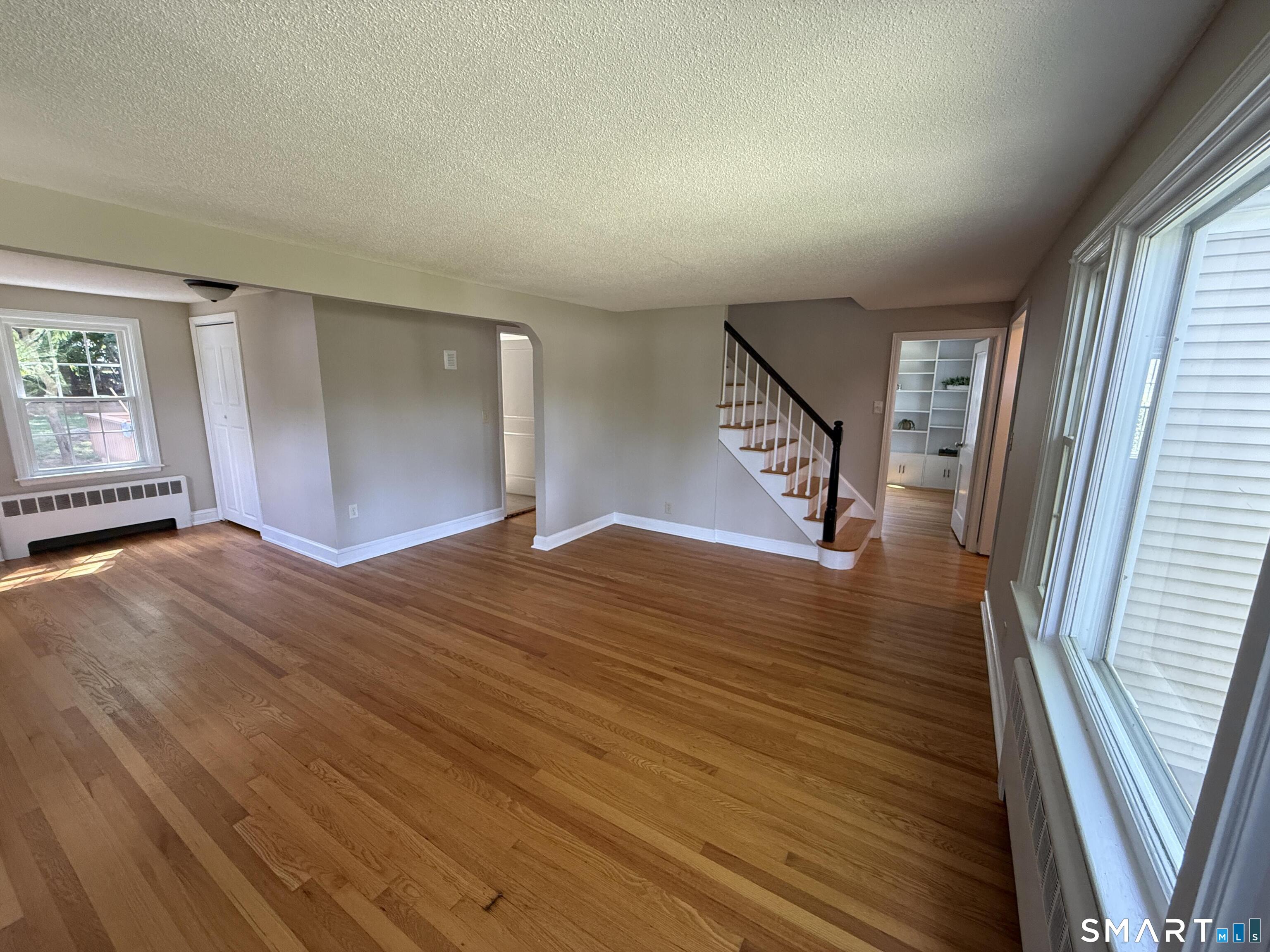 34 Wakeley Road Newington, CT 06111 - Photo 9 of 36