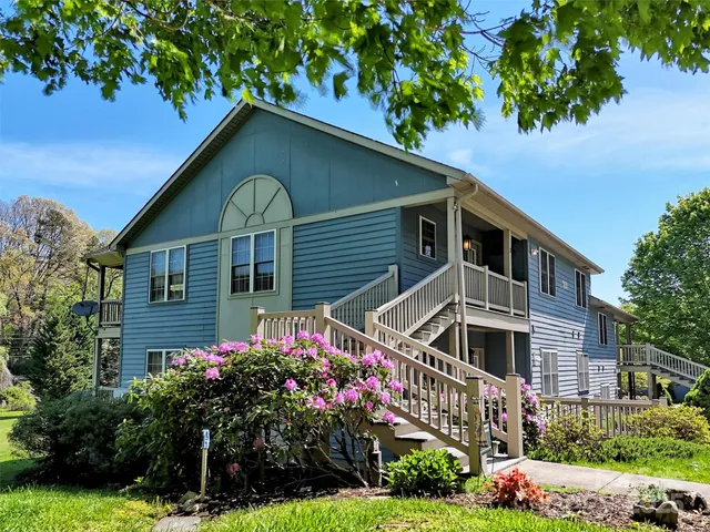 $439,000 | 55 Tri Vista Drive, Unit 3, Lake Junaluska, NC 28745