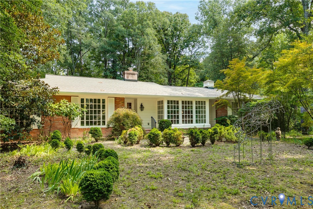 10475 Cherokee Road Richmond, VA 23235 - Photo 73 of 74 Brick ranch-style residence featuring a white pain