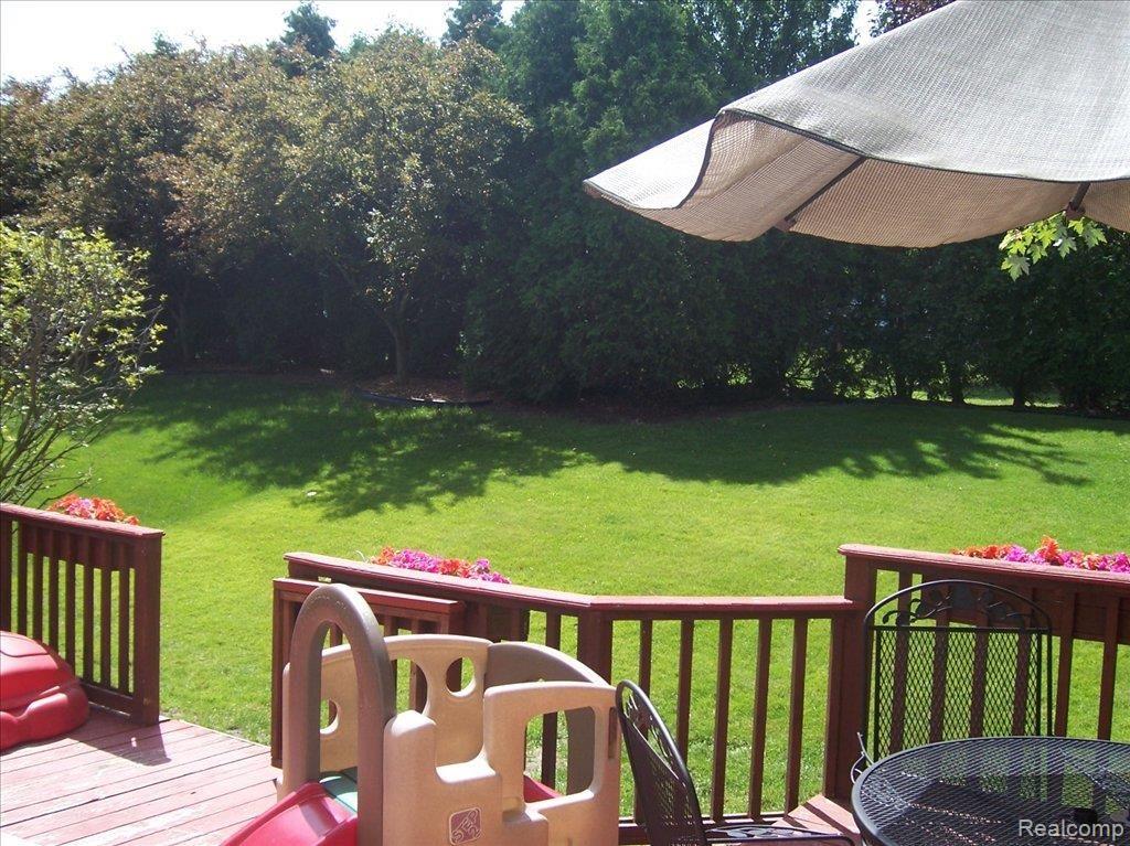 166 Parsons Lane Rochester, MI 48307 - Photo 24 of 24 View off Deck out to BackYard