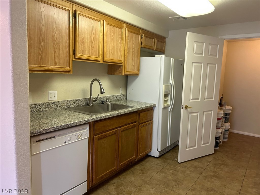 10550 West Alexander Road, Unit 1127 Las Vegas, NV 89129 - Photo 7 of 44 Gallery Image 7