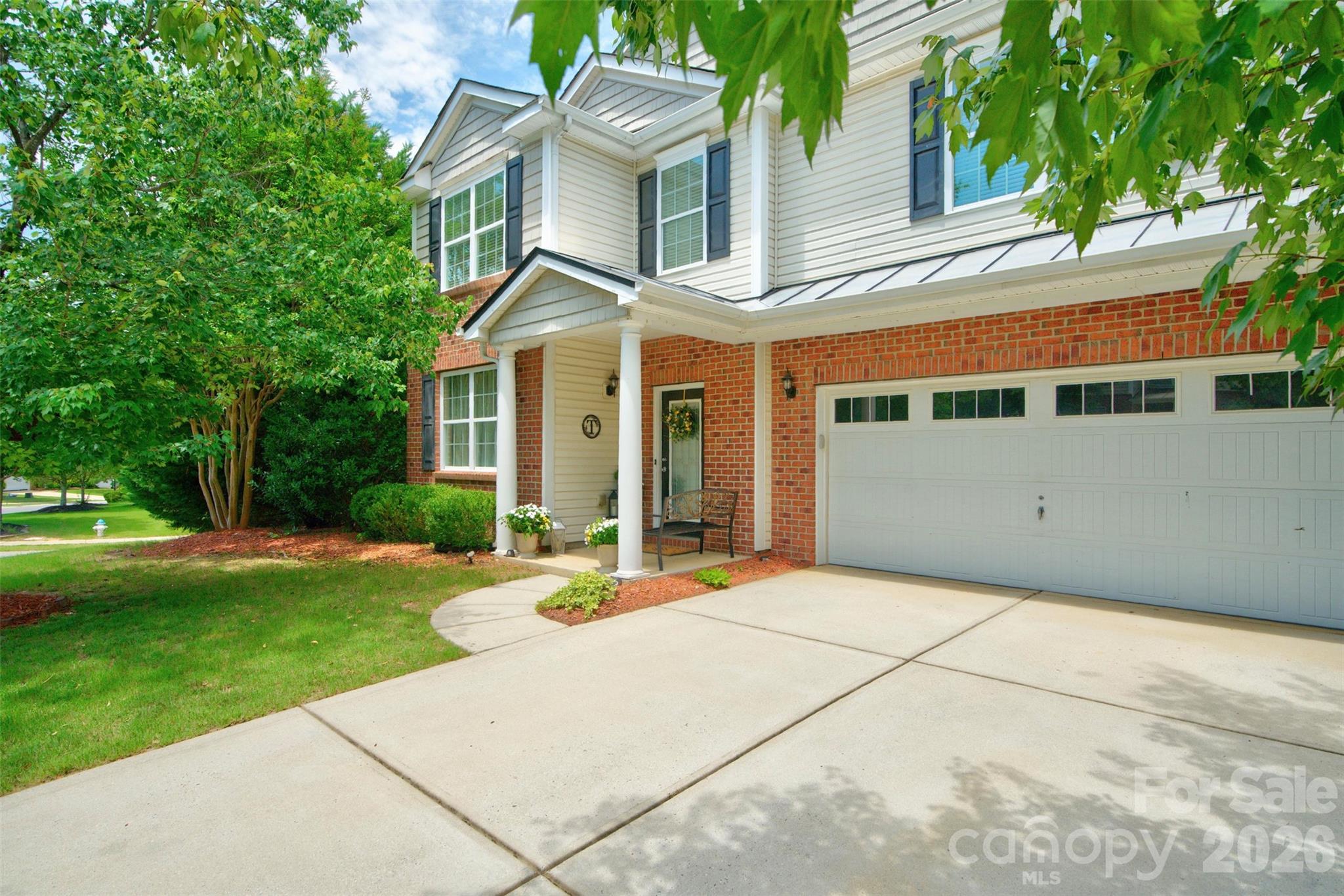 205 Sycamore Creek Road Fort Mill, SC 29708 - Photo 2 of 41