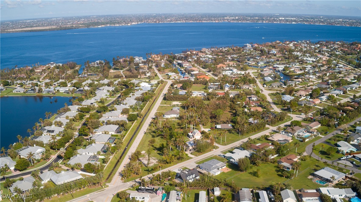 15691 John Morris Road Fort Myers, FL 33908 - Photo 18 of 25 a view of an ocean