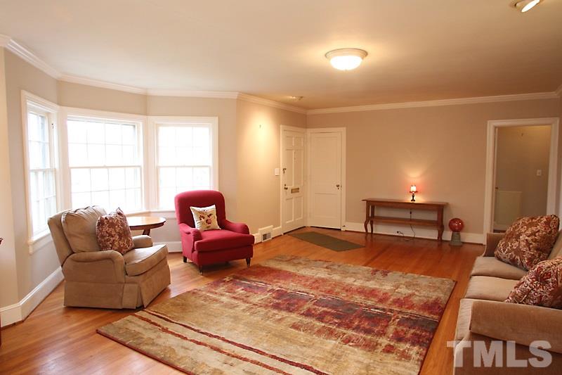 1407 Canterbury Road Raleigh, NC 27608 - Photo 5 of 25