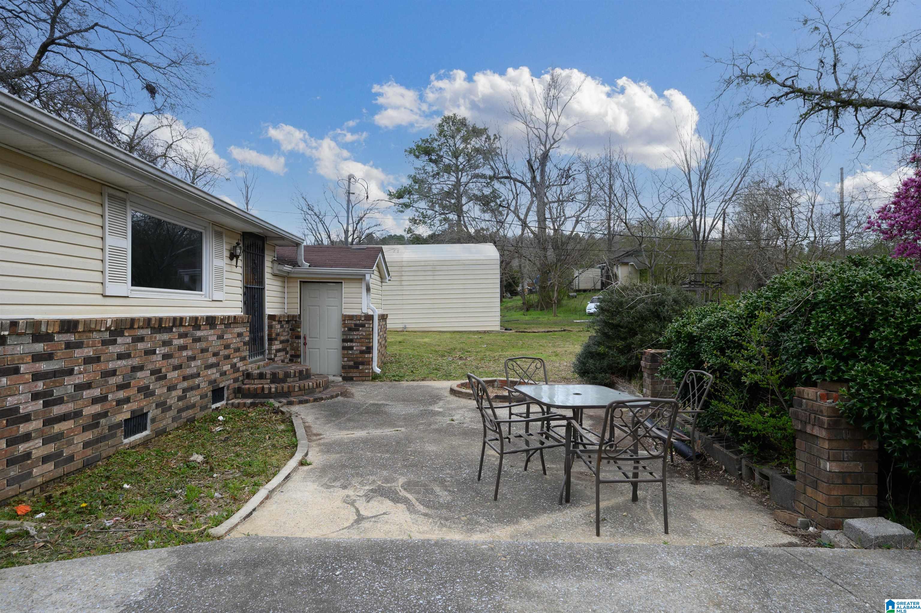 767 Hillcrest Road Sylacauga, AL 35150 - Photo 7 of 12