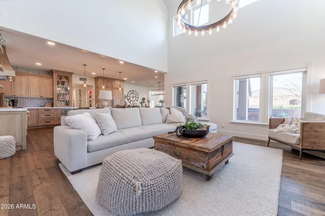 $1,800,000 | 2784 East VÃa De Palmas, Gilbert, AZ 85298