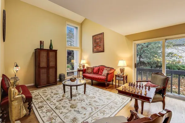 $949,999 | 11515 Burr Oak Lane, Burr Ridge, IL 60527