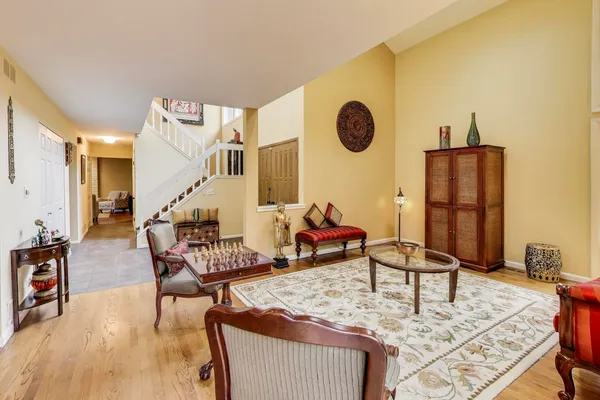 $949,999 | 11515 Burr Oak Lane, Burr Ridge, IL 60527