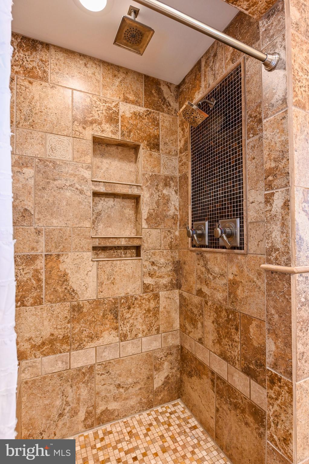 7811 SW Road Pasadena, MD 21122 - Photo 30 of 45 Gallery Image 30