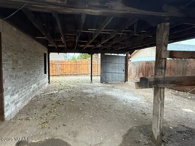 $294,000 | 1402 Swan Avenue, Yakima, WA 98902