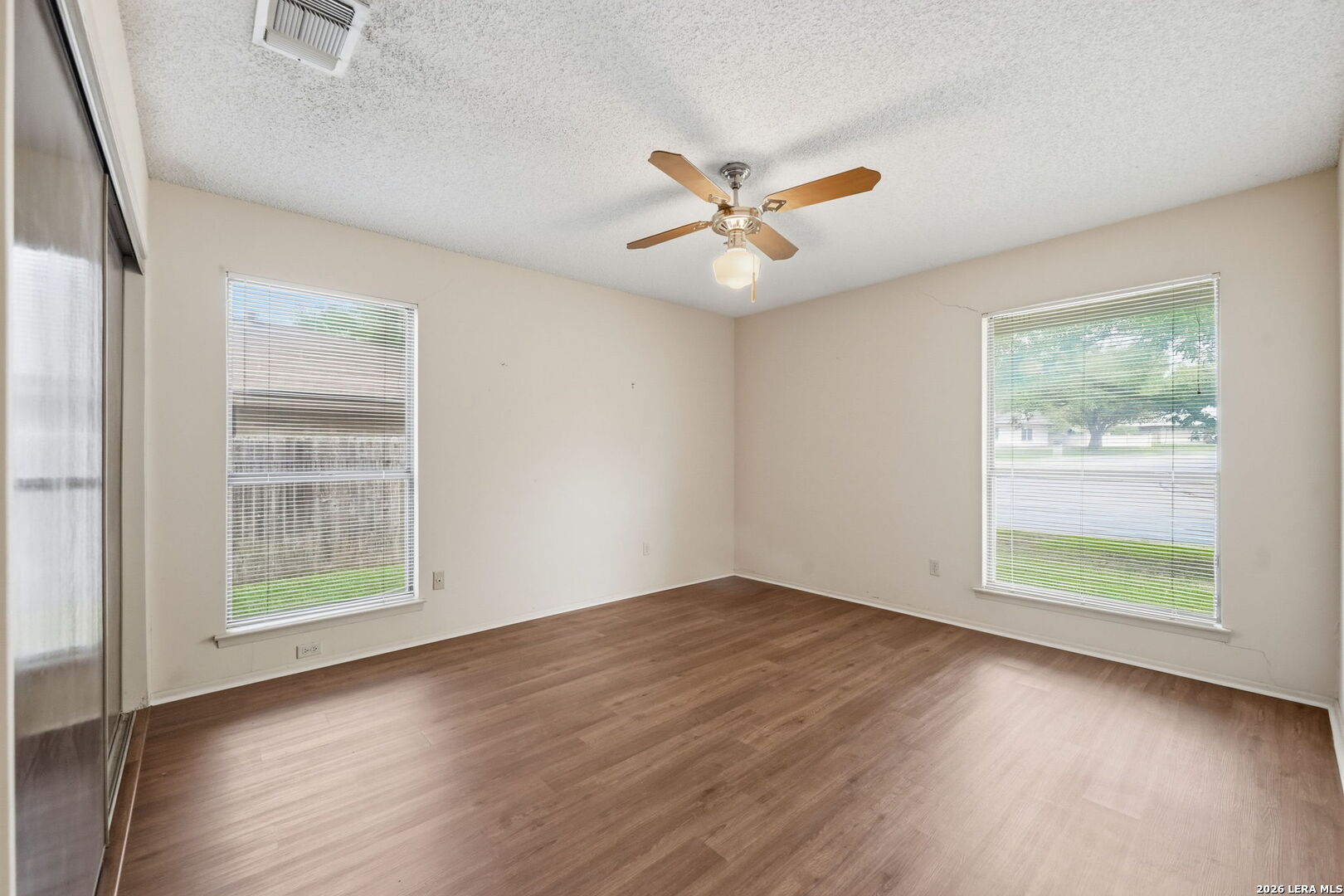 6310 Spindrift Windcrest, TX 78239 - Photo 17 of 26