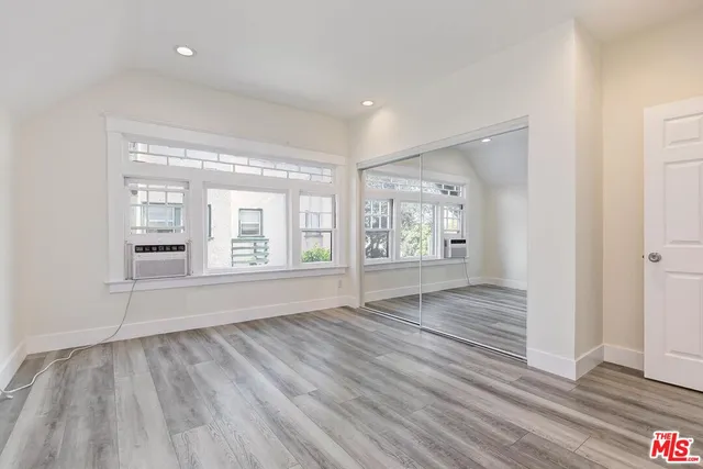 $3,295 | 1054 Maine Avenue, Long Beach, CA 90813