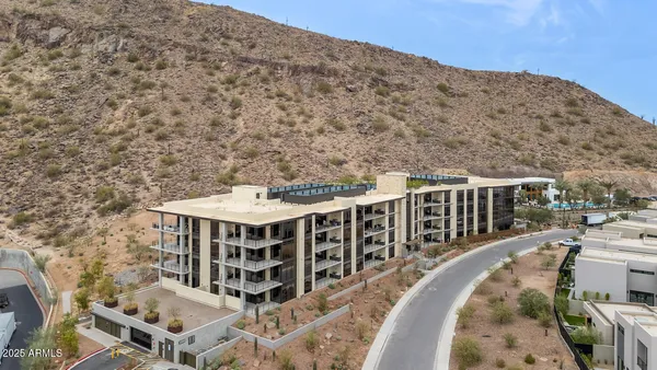 $9,995 | 5000 East Camelback Road, Unit 102, Scottsdale, AZ 85251