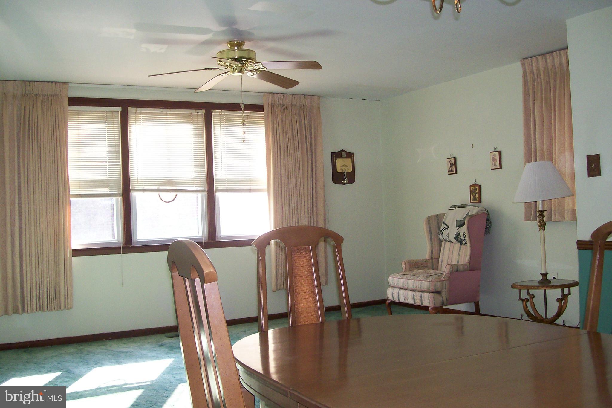 2814 Woodbridge Road Philadelphia, PA 19114 - Photo 11 of 37 Living Room & Dining Room Combo