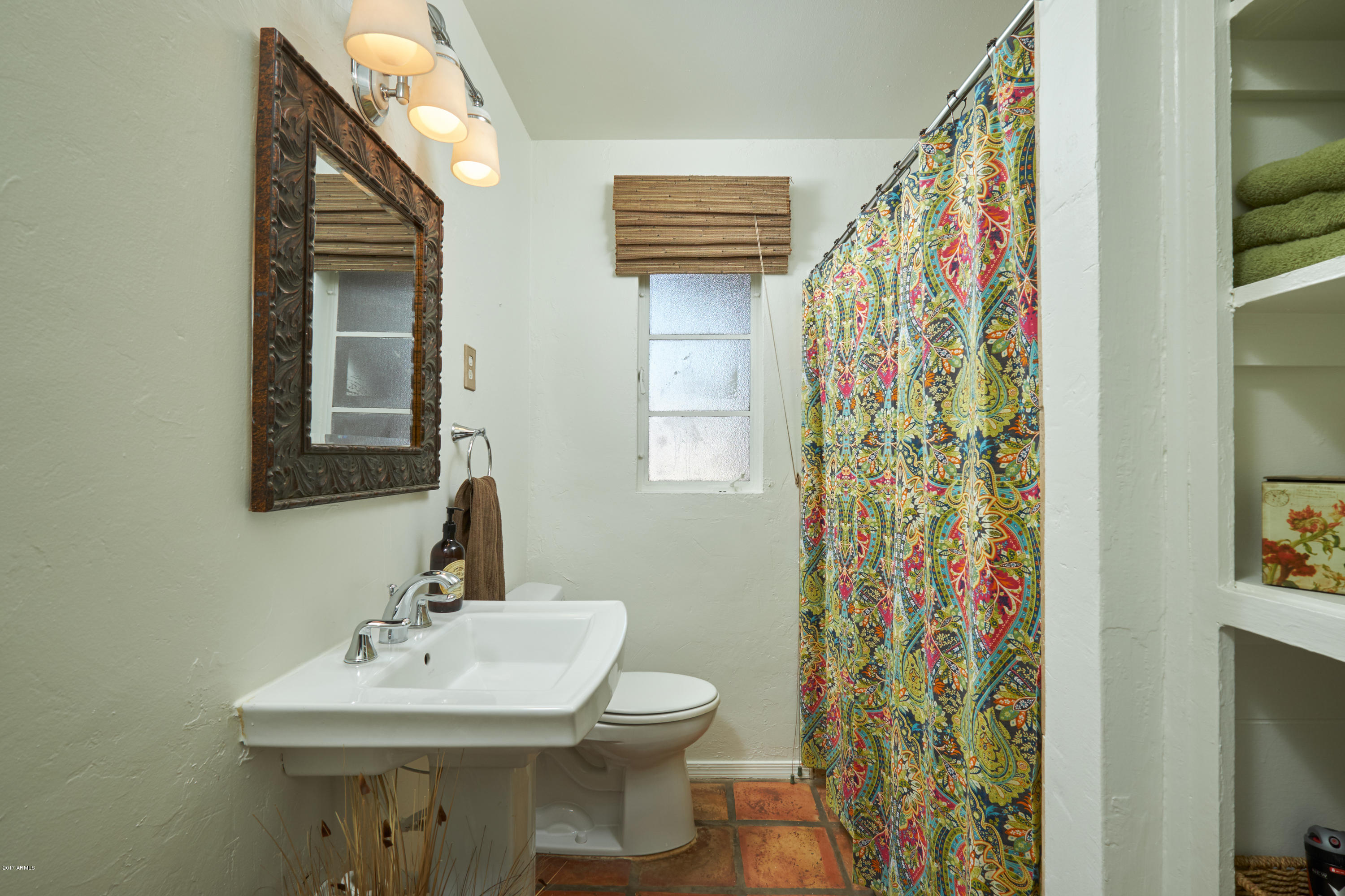828 West Picadilly Road Phoenix, AZ 85013 - Photo 14 of 20 HRM-23