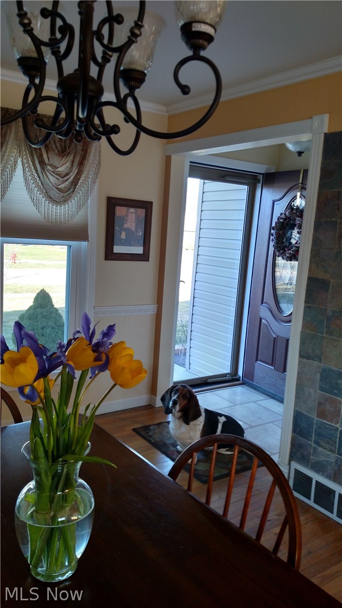 1430 Beaconfield Road Lyndhurst, OH 44124 - Photo 2 of 19