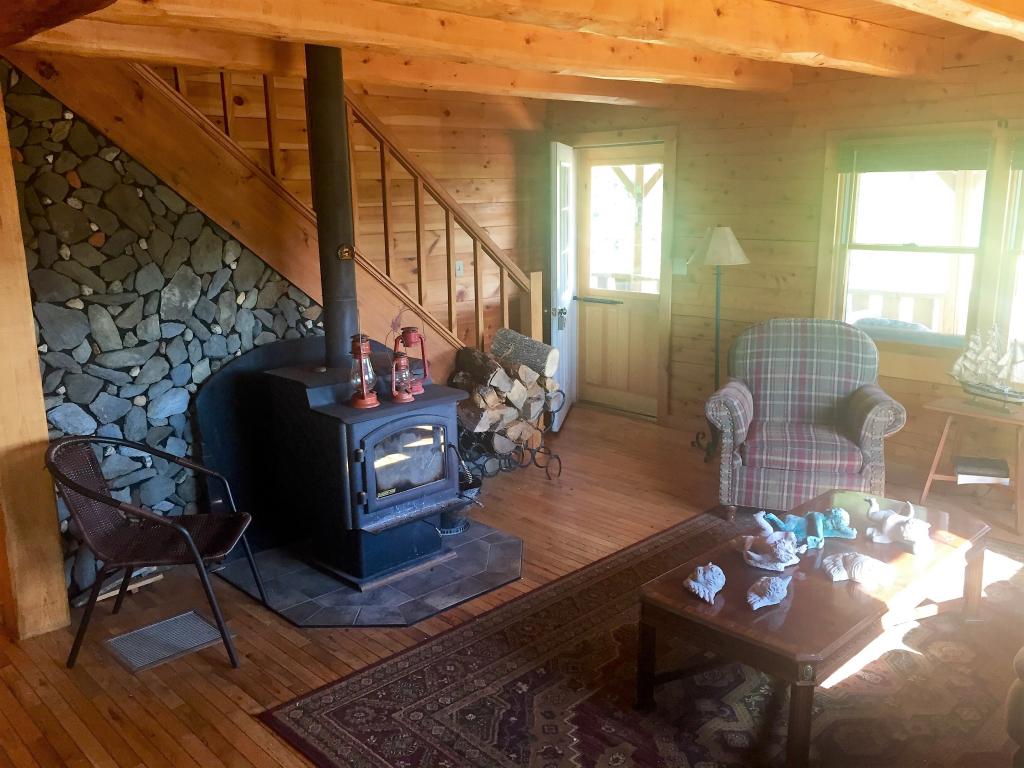 2307 The Bend Road Greensboro, VT 05841 - Photo 11 of 24 Gallery Image 11