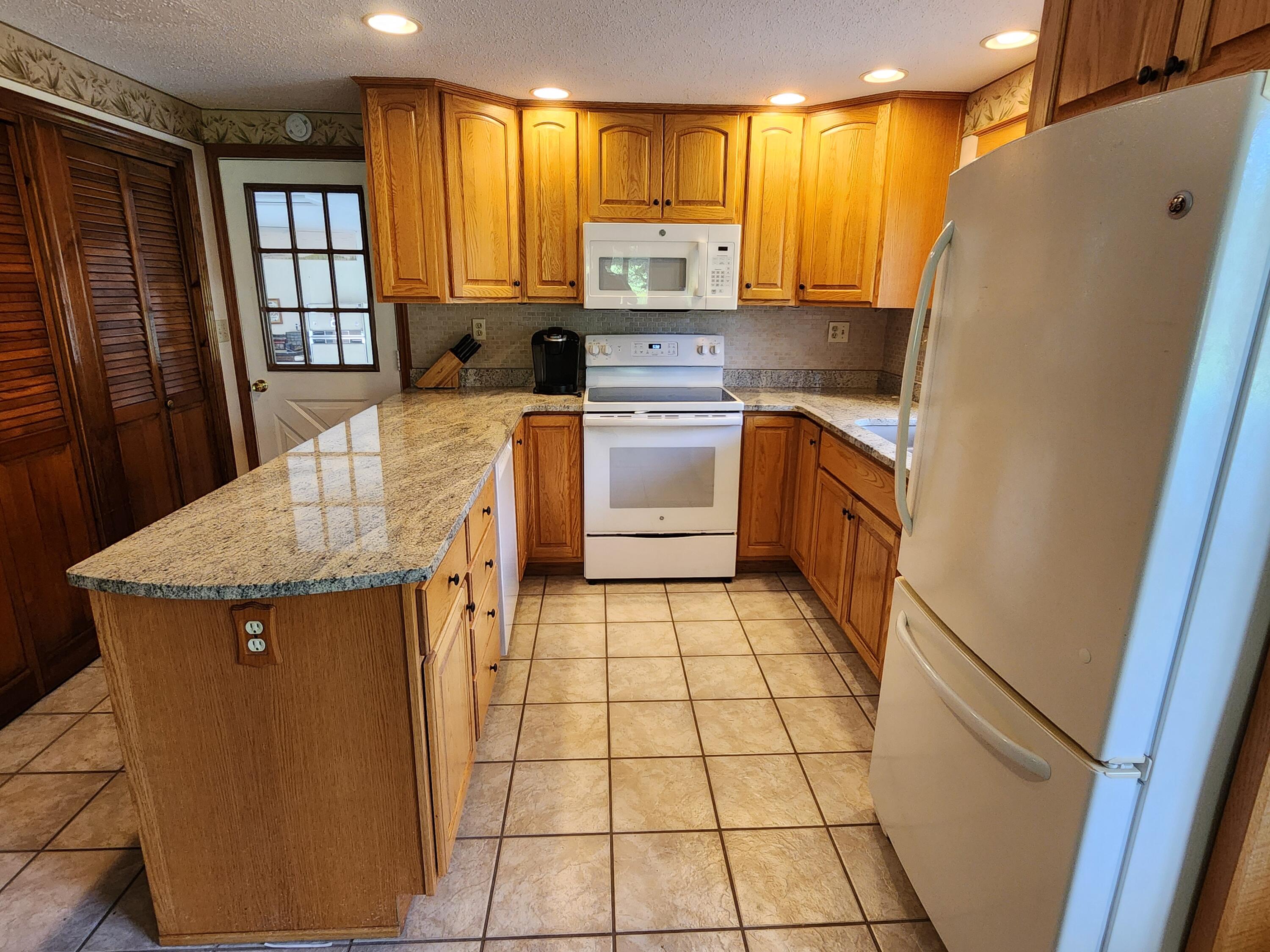 328 Warren Hill Road Jay, ME 04239 - Photo 12 of 60 20250730_173907