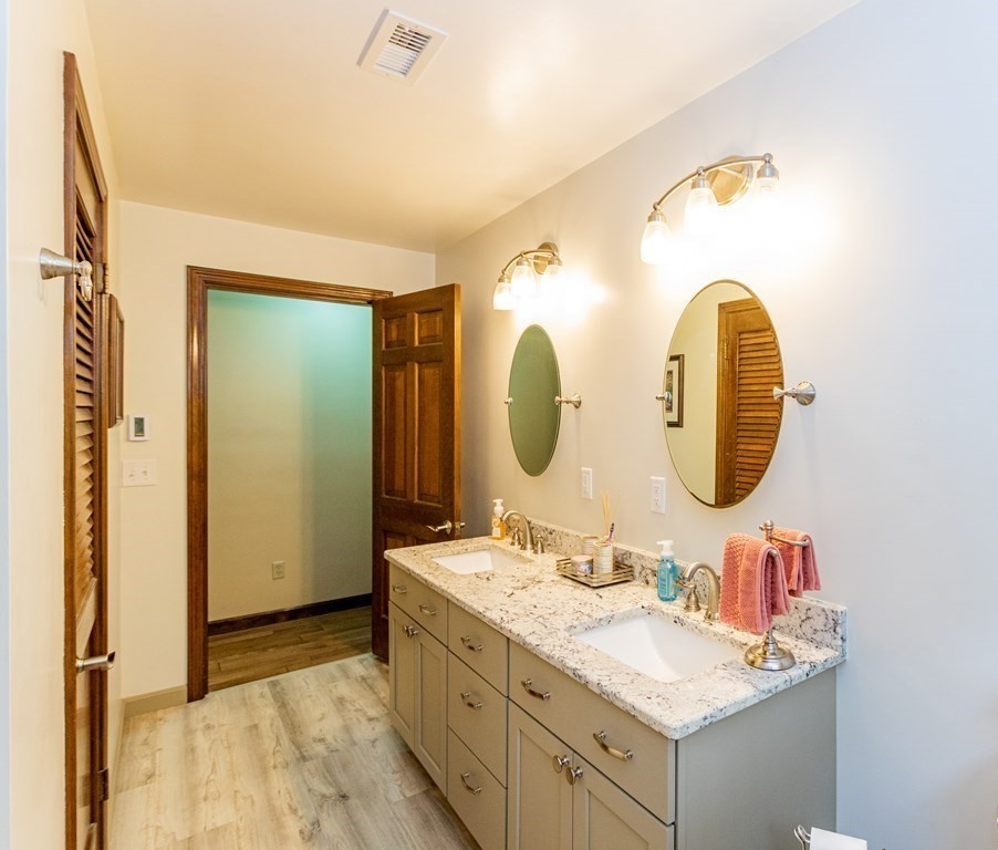 9 Sawmill Road Dudley, MA 01571 - Photo 17 of 40