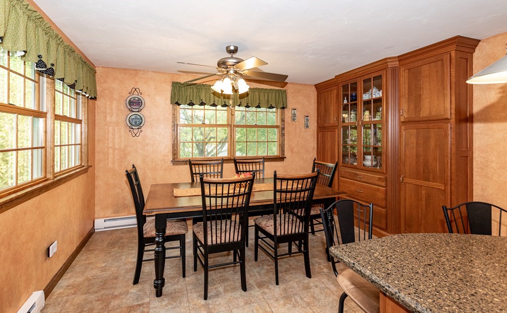 9 Sawmill Road Dudley, MA 01571 - Photo 3 of 40