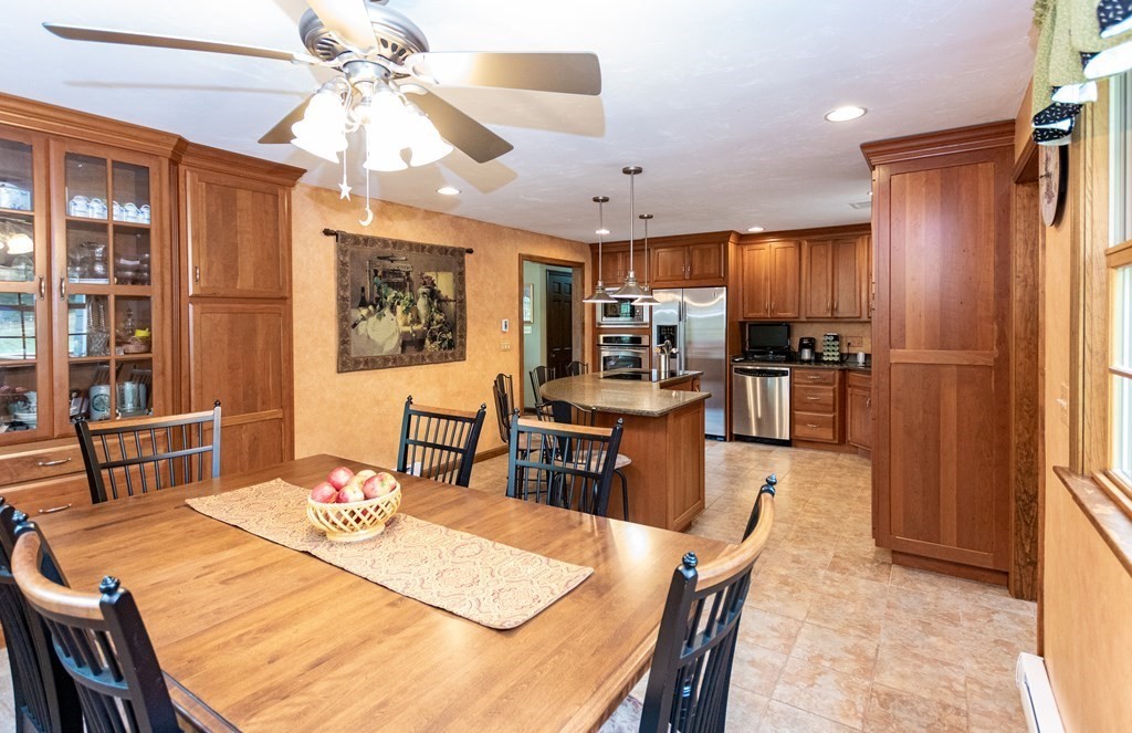 9 Sawmill Road Dudley, MA 01571 - Photo 8 of 40