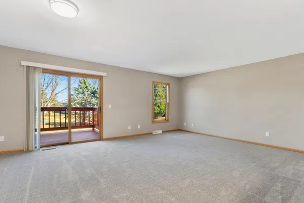 $279,300 | 3207 Randolph Road, Janesville, WI 53546