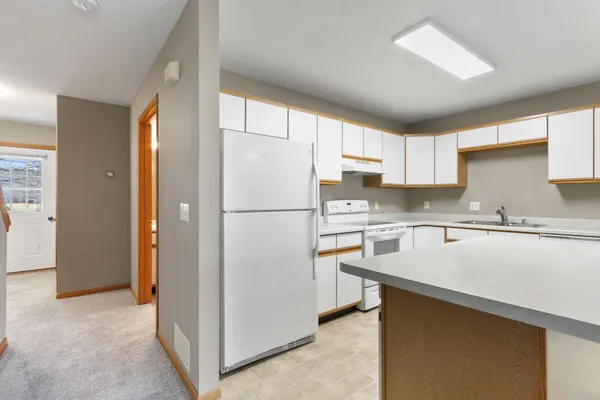 $279,300 | 3207 Randolph Road, Janesville, WI 53546