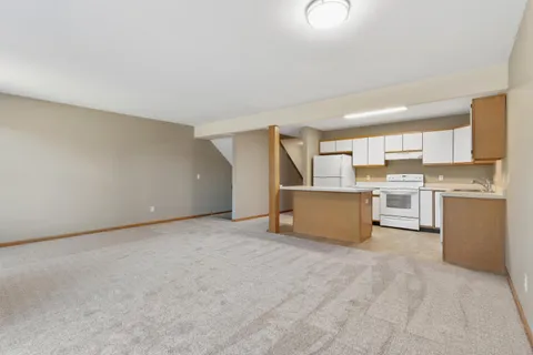 $284,500 | 3207 Randolph Road, Janesville, WI 53546