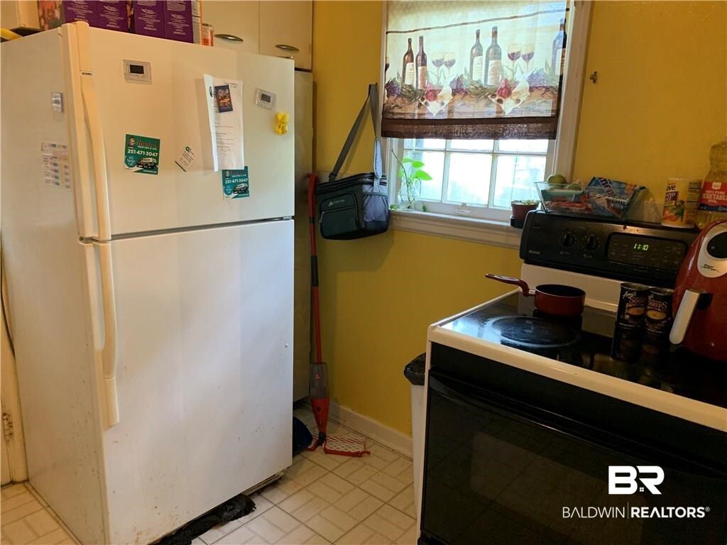 118 South Sage Avenue Mobile, AL 36606 - Photo 4 of 10