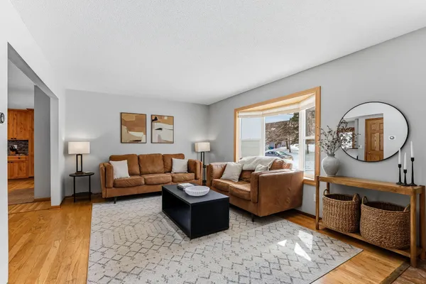 $400,000 | 6506 Annapolis Lane North, Maple Grove, MN 55311