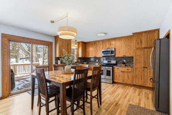 $400,000 | 6506 Annapolis Lane North, Maple Grove, MN 55311