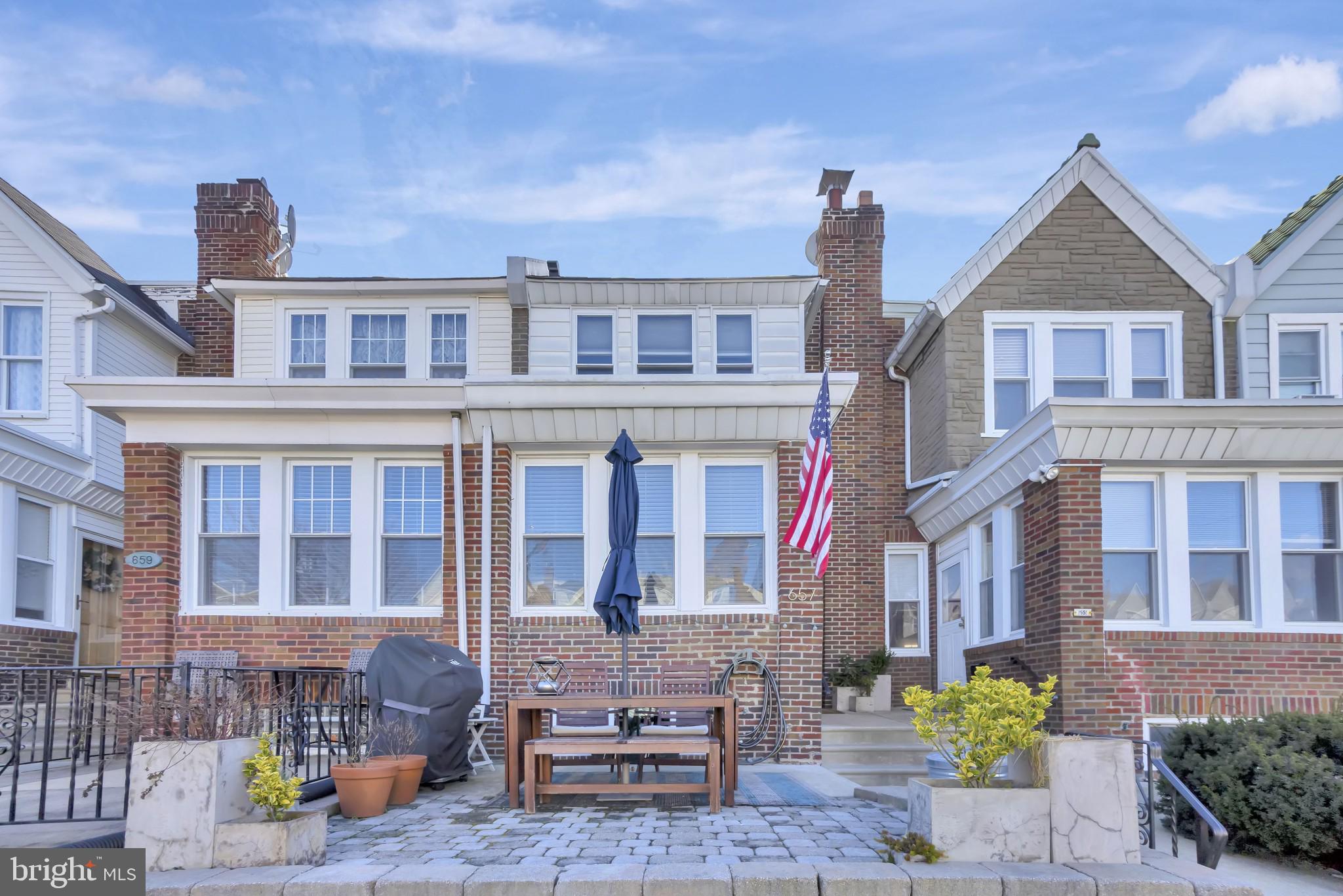 657 Gerhard Street Philadelphia, PA 19128 - Photo 2 of 36 Front Exterior
