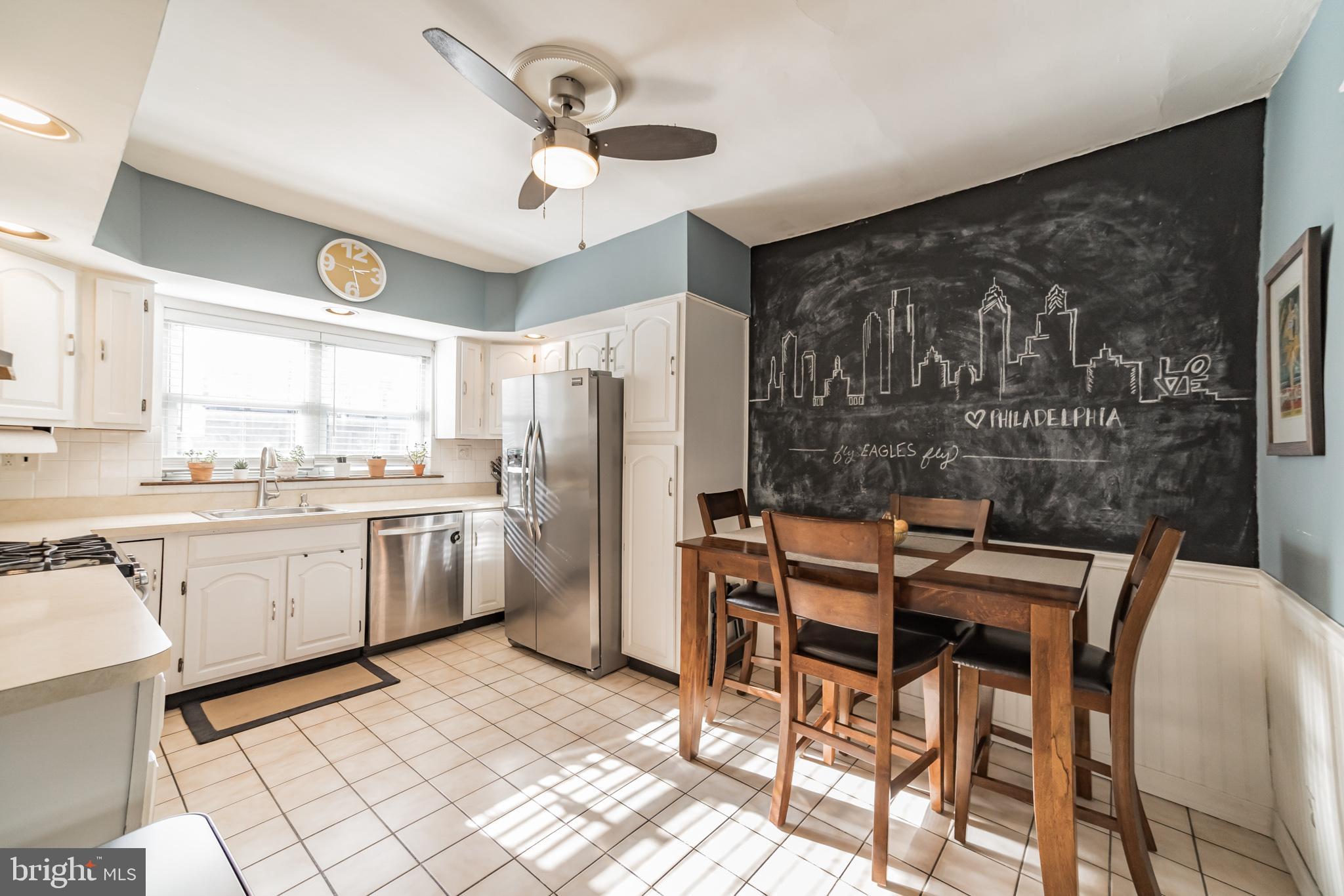 657 Gerhard Street Philadelphia, PA 19128 - Photo 14 of 36 Kitchen