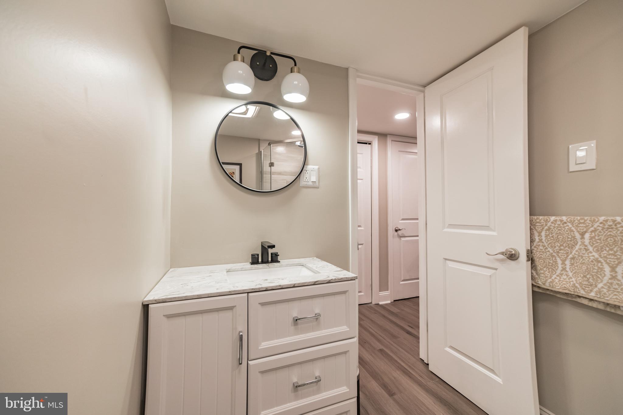657 Gerhard Street Philadelphia, PA 19128 - Photo 28 of 36 Basement Full Bath