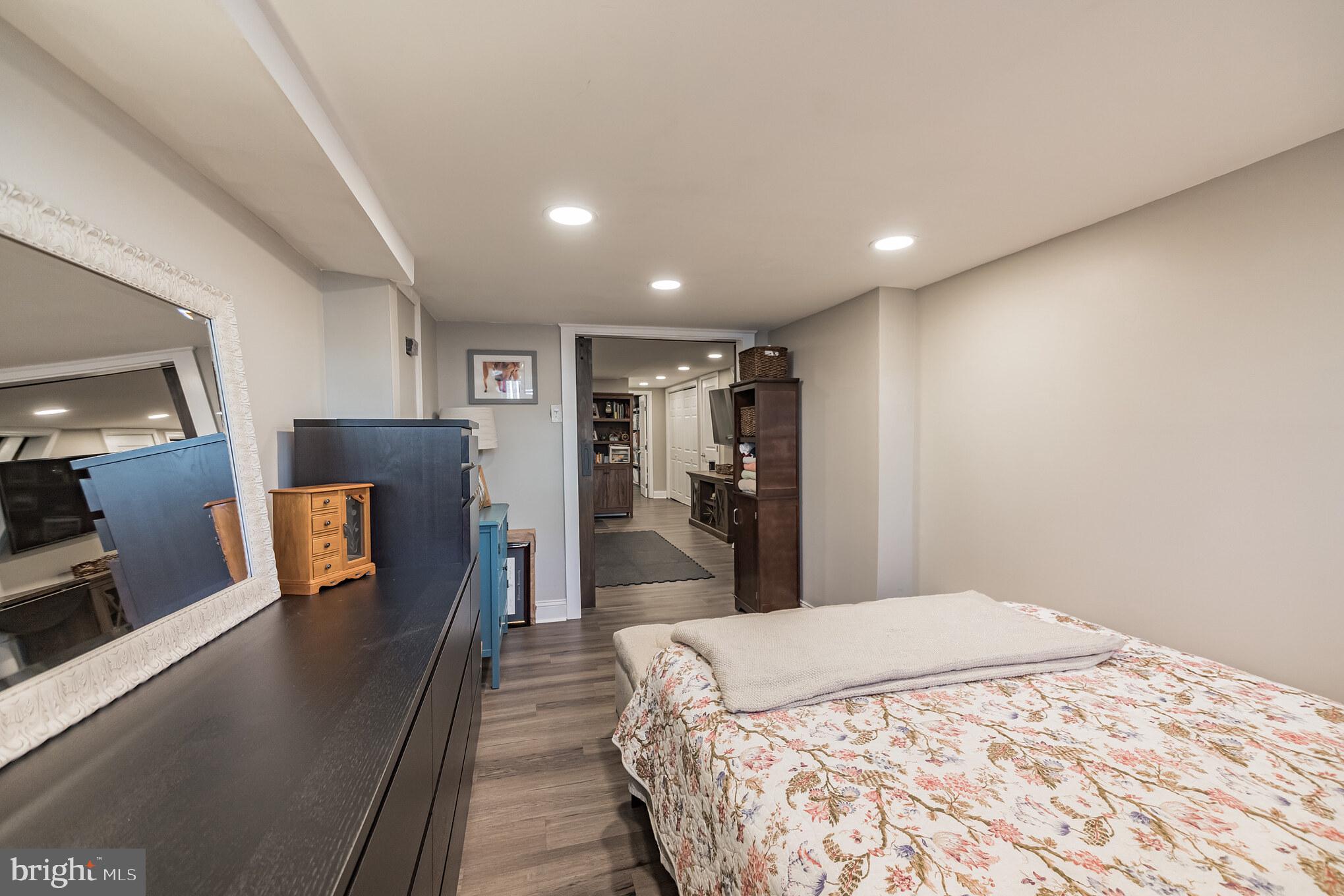 657 Gerhard Street Philadelphia, PA 19128 - Photo 33 of 36 Basement Bedroom #4