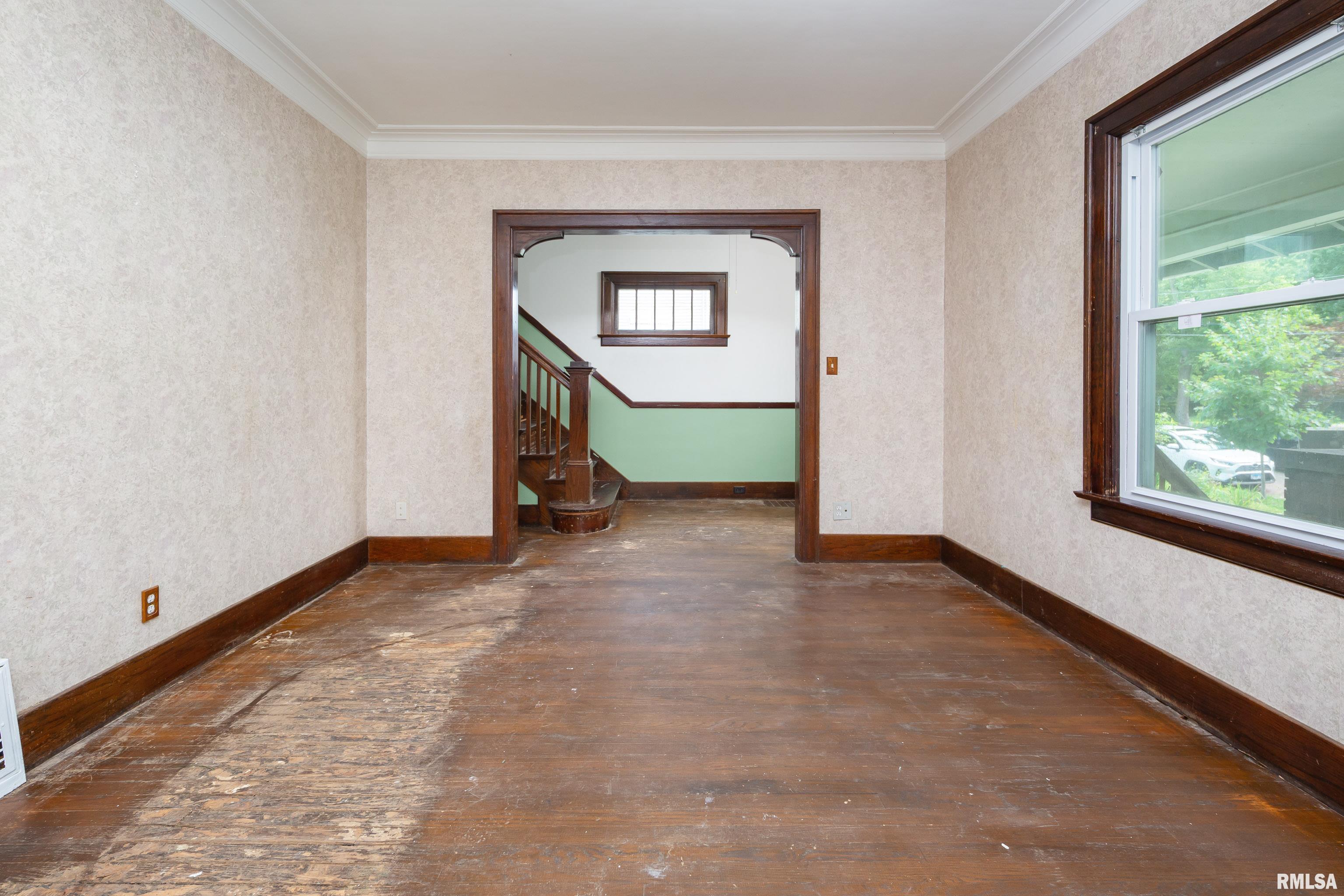 711 3rd Street Moline, IL 61265 - Photo 11 of 32 Gallery Image 11