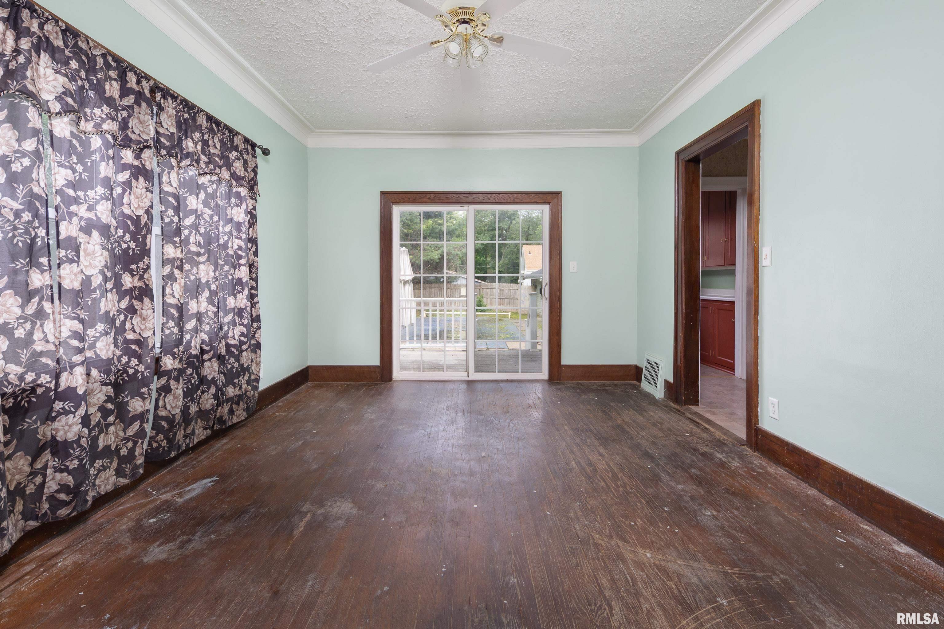 711 3rd Street Moline, IL 61265 - Photo 13 of 32 Gallery Image 13