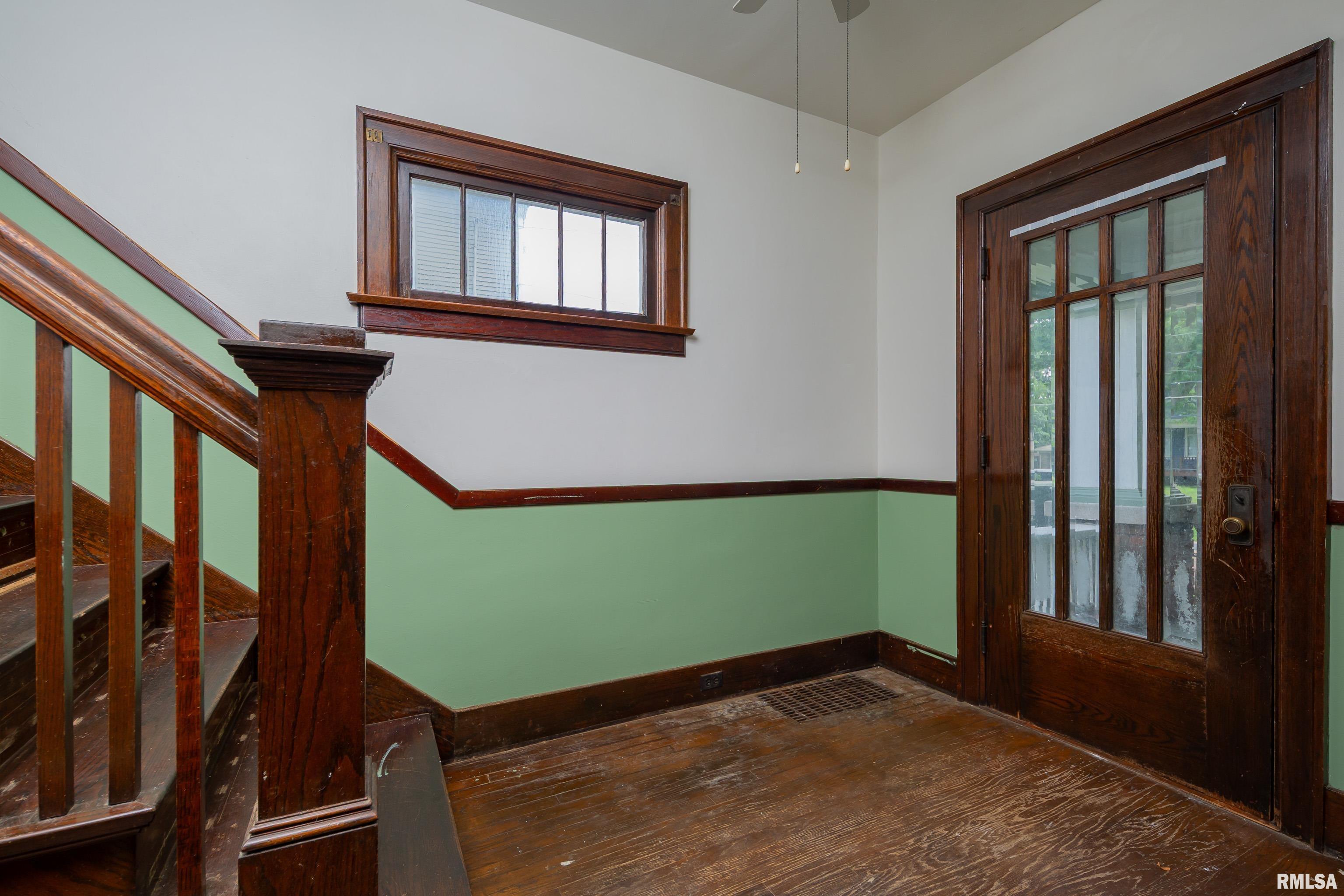 711 3rd Street Moline, IL 61265 - Photo 7 of 32 Gallery Image 7