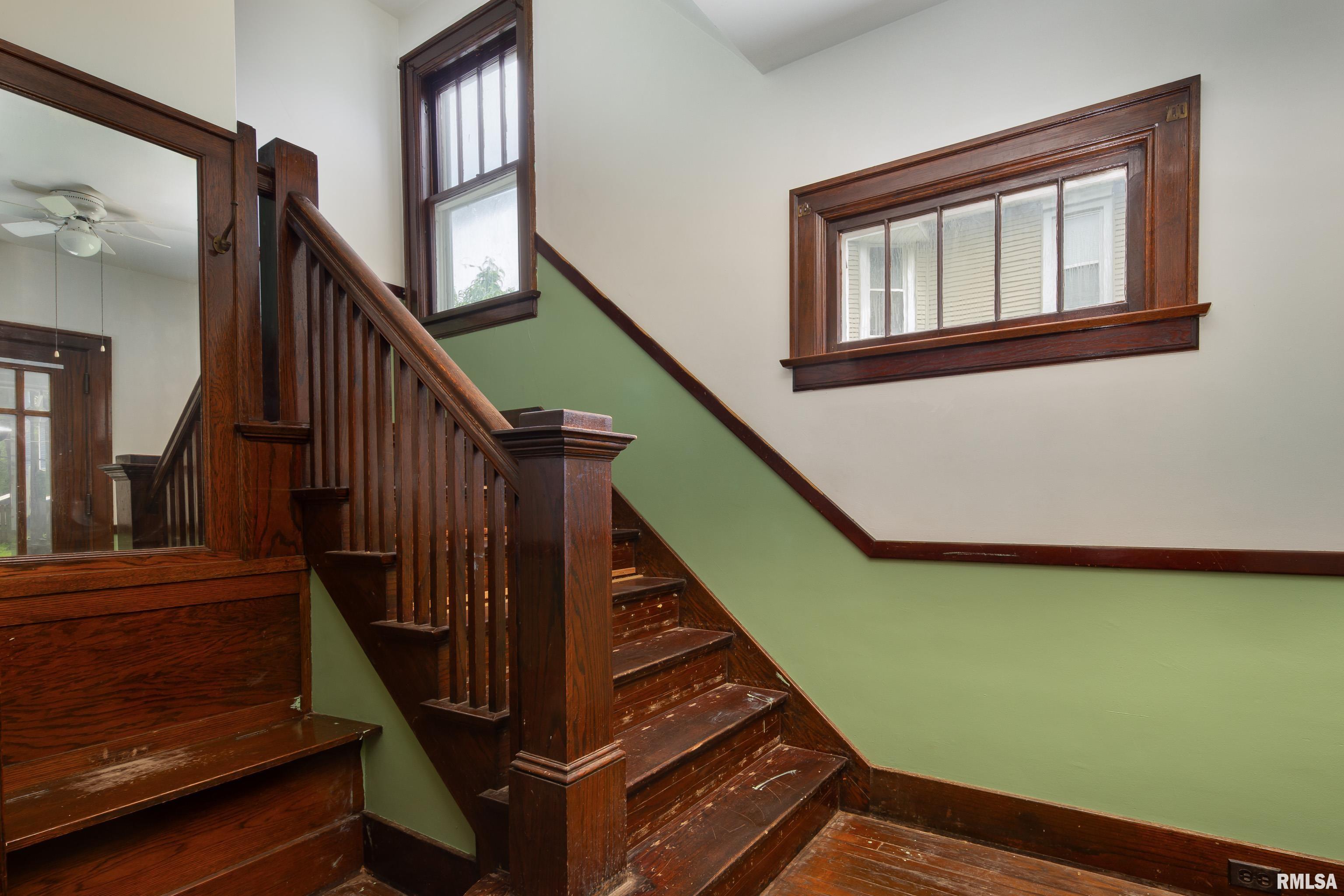 711 3rd Street Moline, IL 61265 - Photo 8 of 32 Gallery Image 8