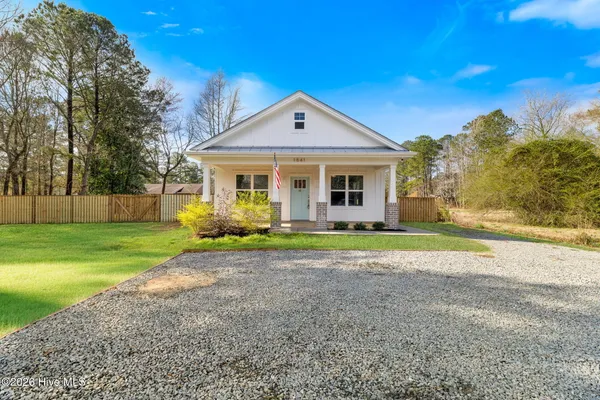 $300,000 | 1841 Penderlea Highway, Burgaw, NC 28425