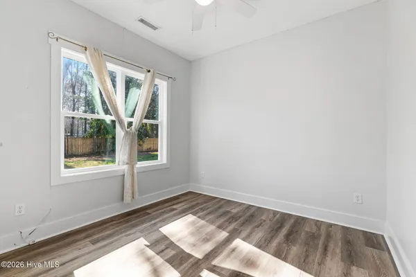 $300,000 | 1841 Penderlea Highway, Burgaw, NC 28425