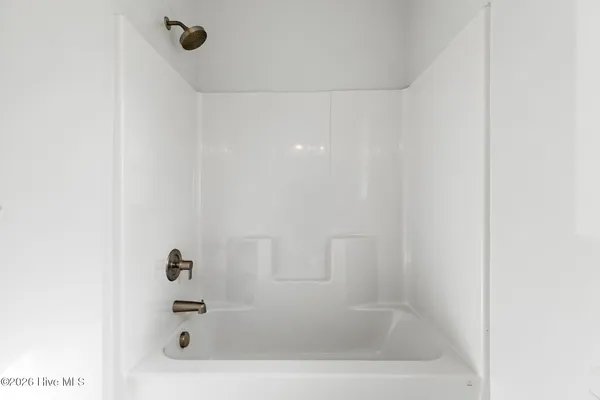 $300,000 | 1841 Penderlea Highway, Burgaw, NC 28425