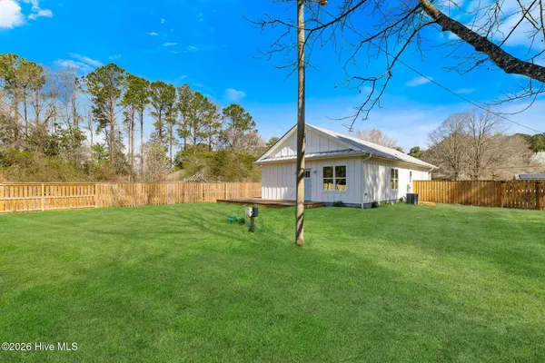 $300,000 | 1841 Penderlea Highway, Burgaw, NC 28425