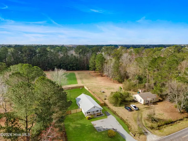 $300,000 | 1841 Penderlea Highway, Burgaw, NC 28425