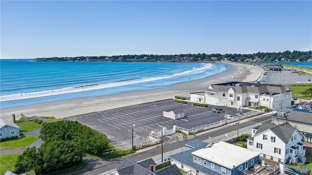 $4,000 | 11 Crescent Road, Unit 2, Middletown, RI 02842