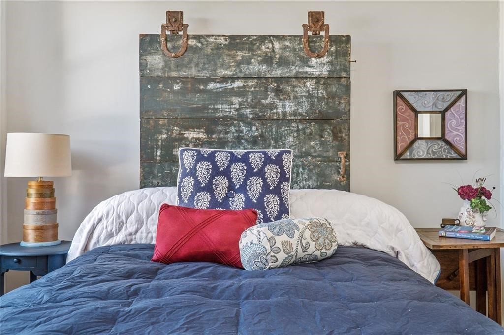 11 Crescent Road, Unit 2 Middletown, RI 02842 - Photo 15 of 31