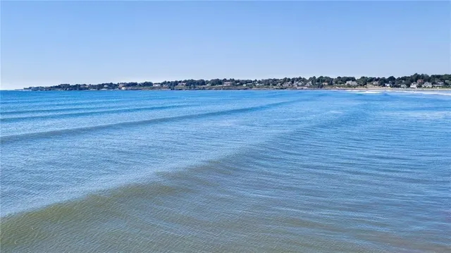 $4,000 | 11 Crescent Road, Unit 2, Middletown, RI 02842